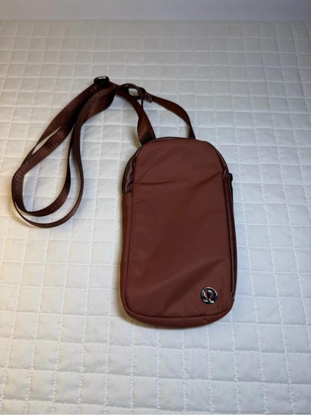 java lululemon bag Athletica Everywhere Belt NWT LULULEMON Java Everywhere Belt